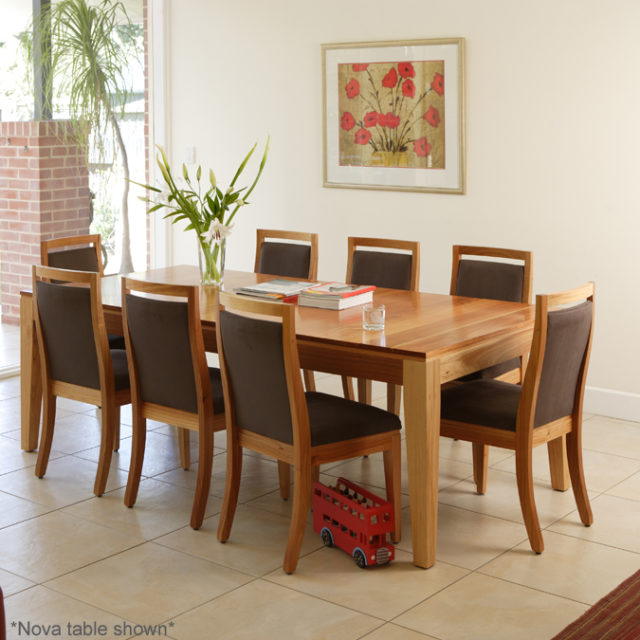 Forte Dining table with tapered legs