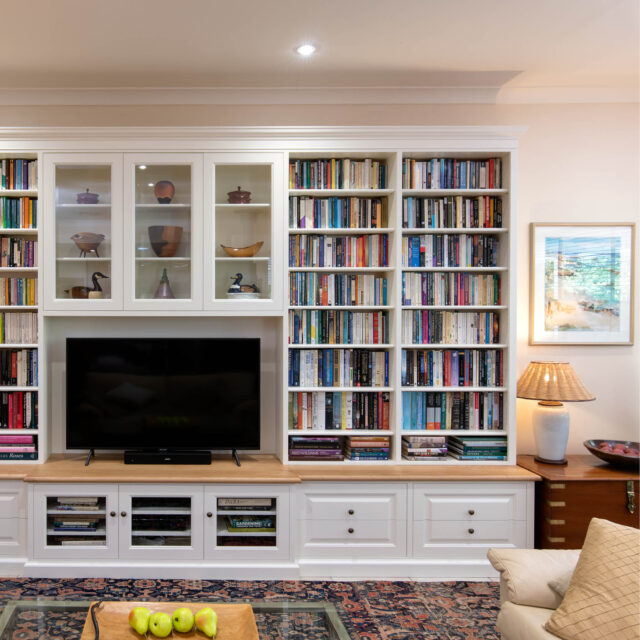 Built-in Book shelf and Entertainment cabinet-painted White oak 4.4x2.7m