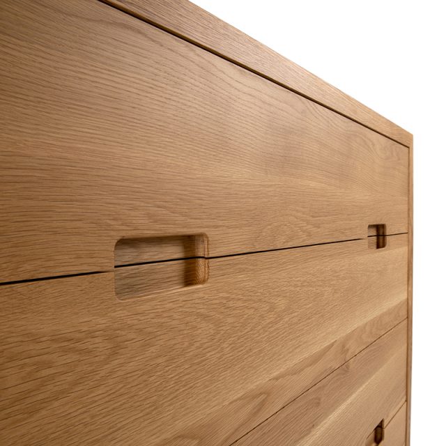 BR304_American Oak [AO01] McLaren Dresser Detail
