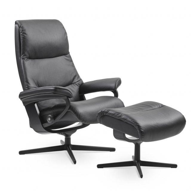 Stressless recliner View with NEW Cross base black, Batick Black leather