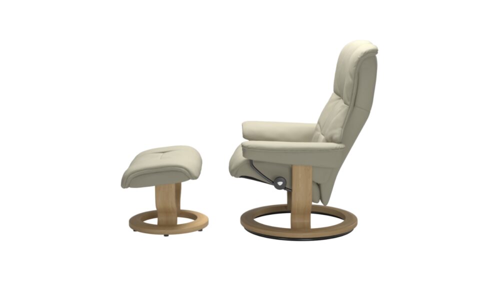 Stressless Mayfair Classic Base Recliner with white light leather and Oak wood